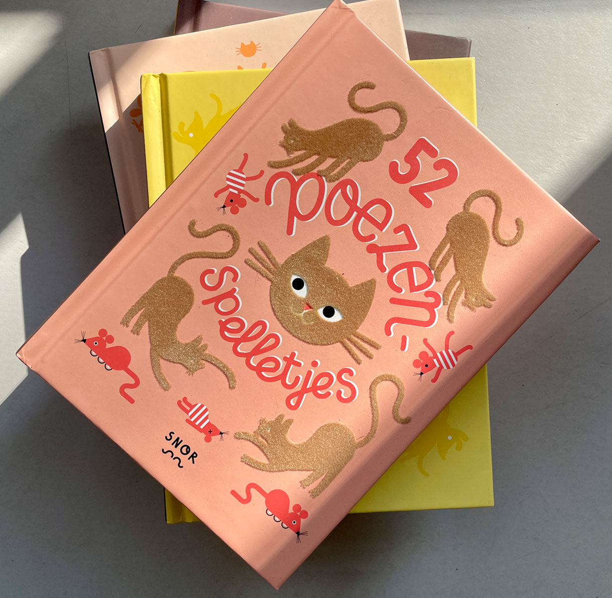 Boekje: Poezenspelletjes